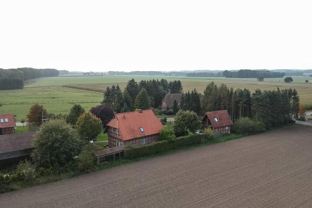 Fachwerk-Ferienhaus, Ruhe Auf Dem Land, Haustiere Willkommen, Leihfahrraeder, 24-7 Check In Kirchlinteln Εξωτερικό φωτογραφία
